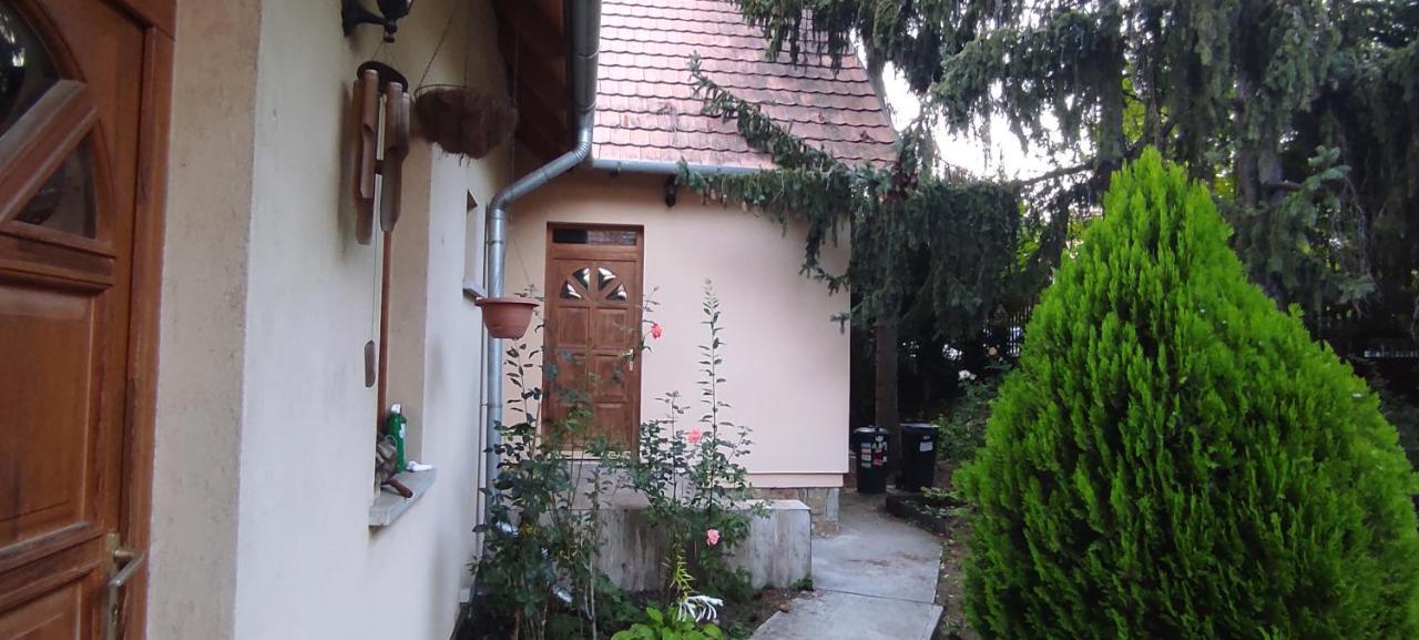 Budawesthouse Будакеси Экстерьер фото